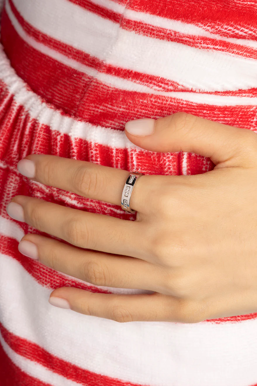 LOVE Ring - Image 2